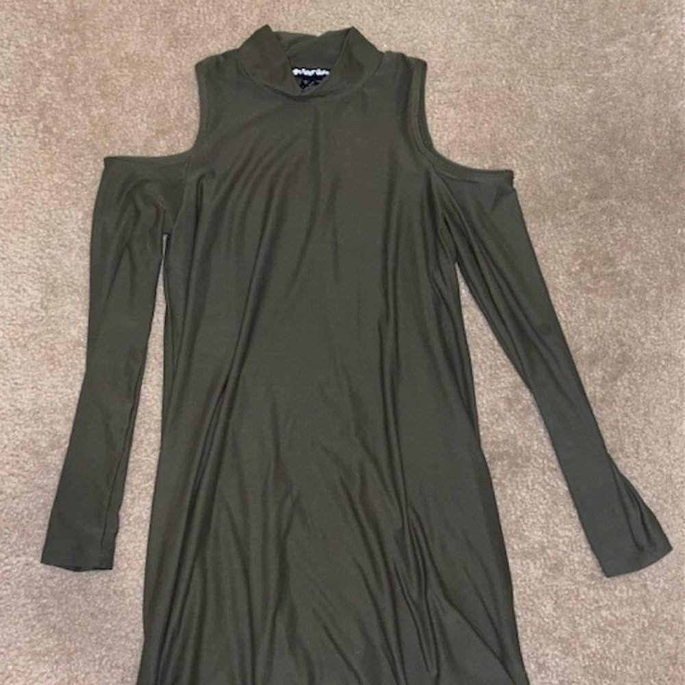 Open Shoulder dress